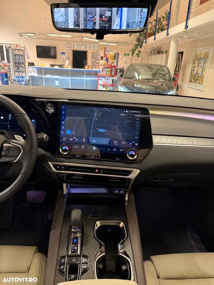 Lexus Seria RX 450h+ E-Four PHEV Luxury - 18
