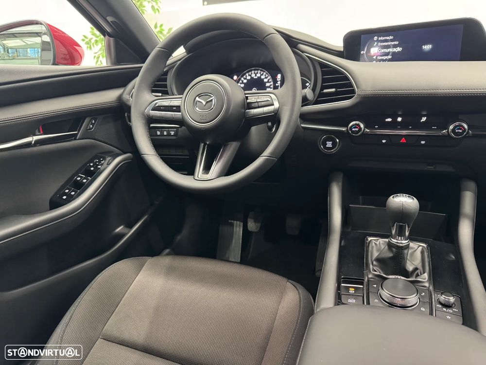 Mazda 3 Hatchback 2.0 Sky-X Excellence - 22