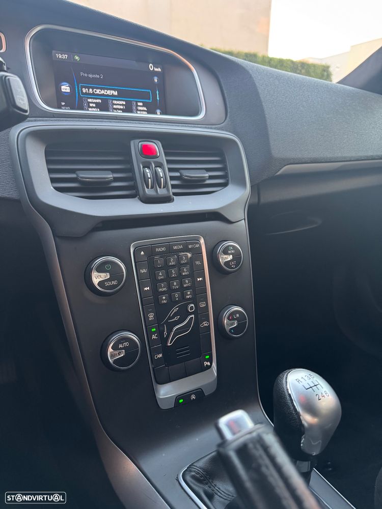 Volvo V40 1.6 D2 Eco Kinetic - 16