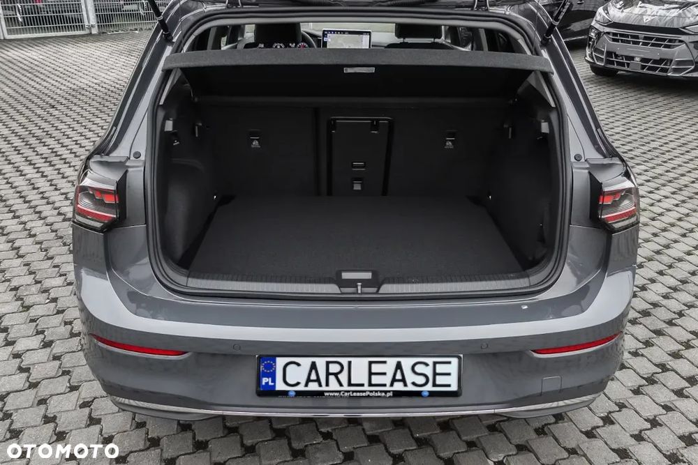 Volkswagen Golf 1.5 eTSI mHEV Life Plus DSG - 9