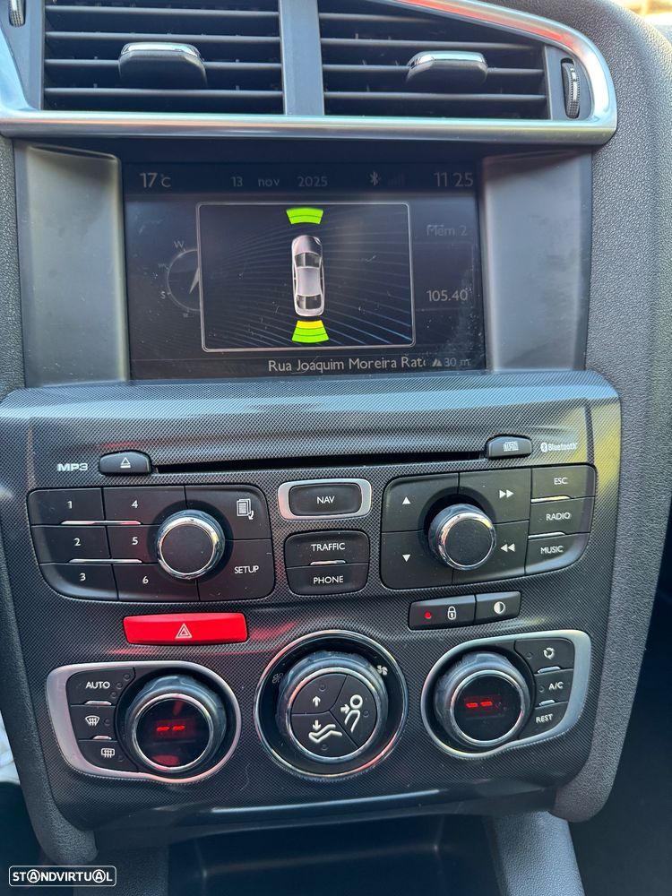 Citroën C4 2.0 HDi Exclusive J17 - 38