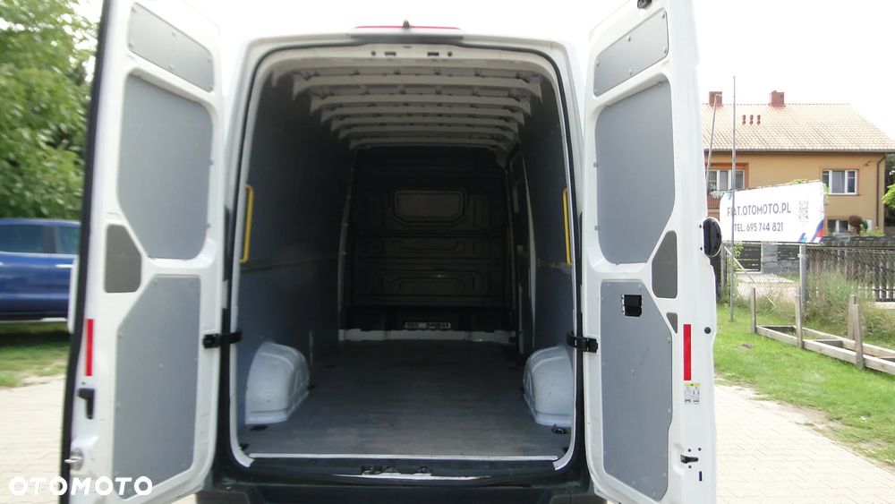 Volkswagen CRAFTER - 10