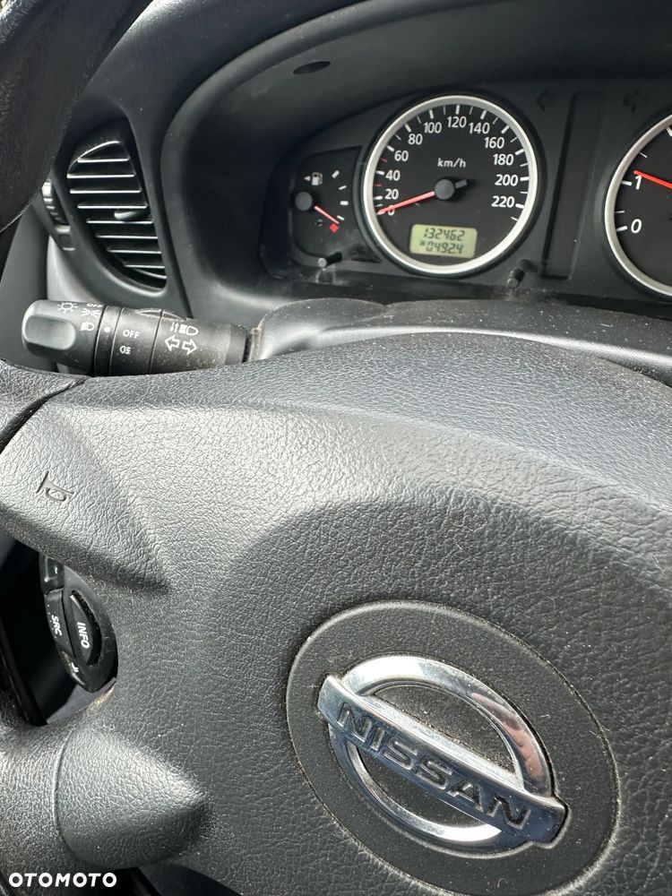 Nissan Almera - 7