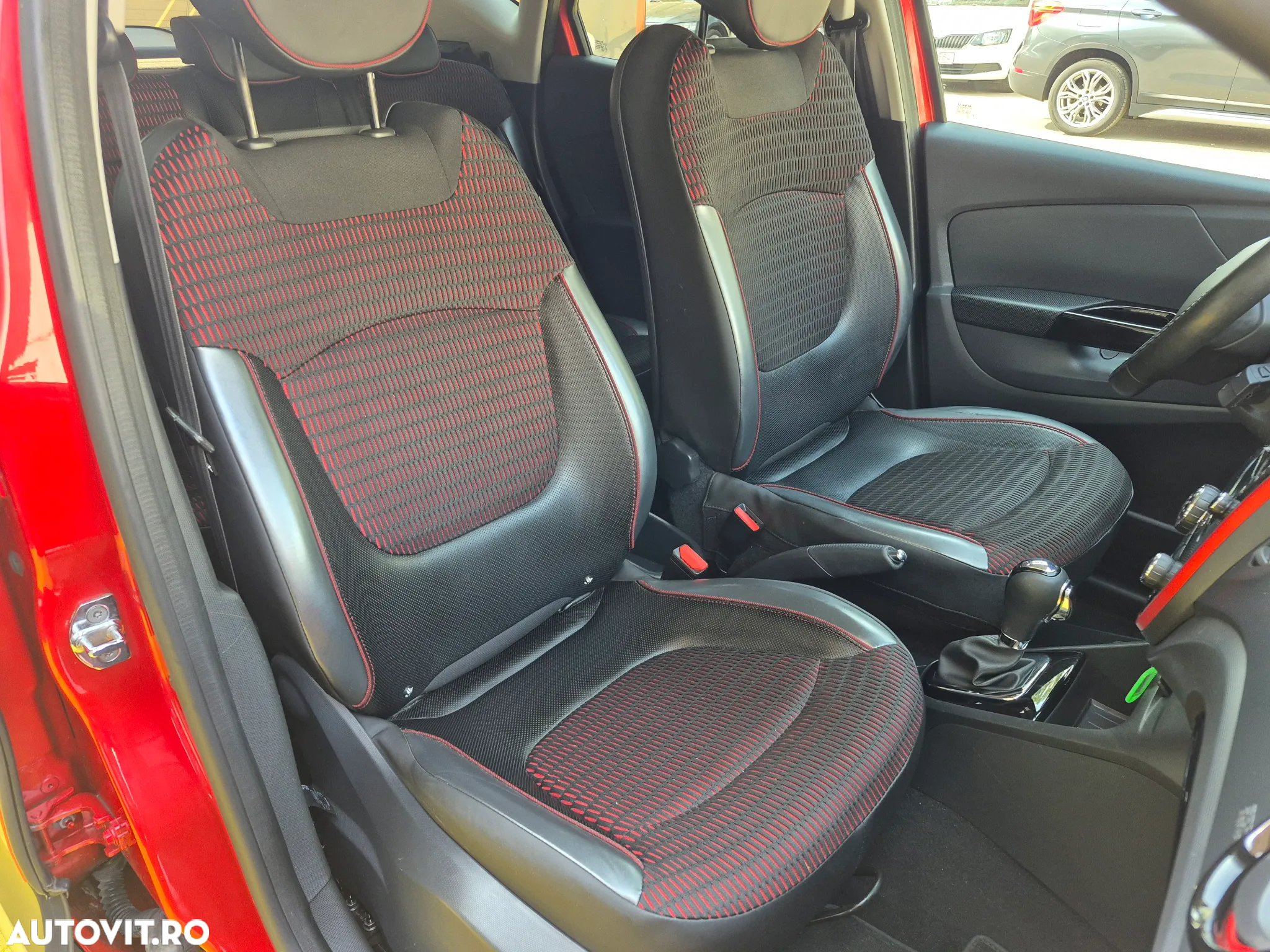 Renault Captur TCe 120 EDC Helly Hansen - 15