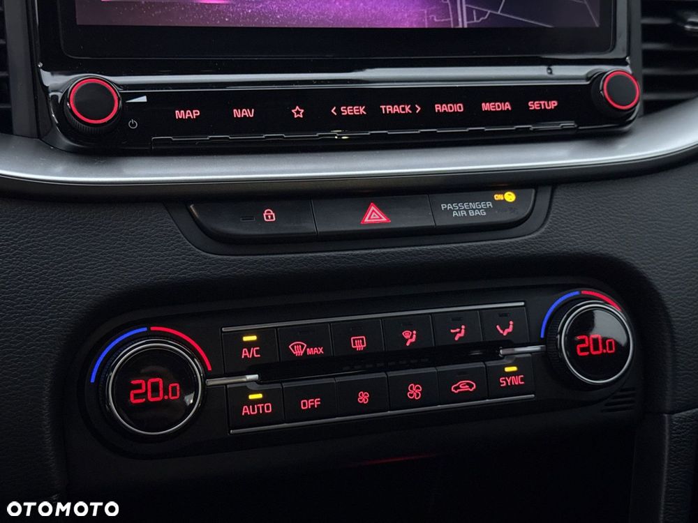 Kia Ceed 1.5 T-GDI M - 17