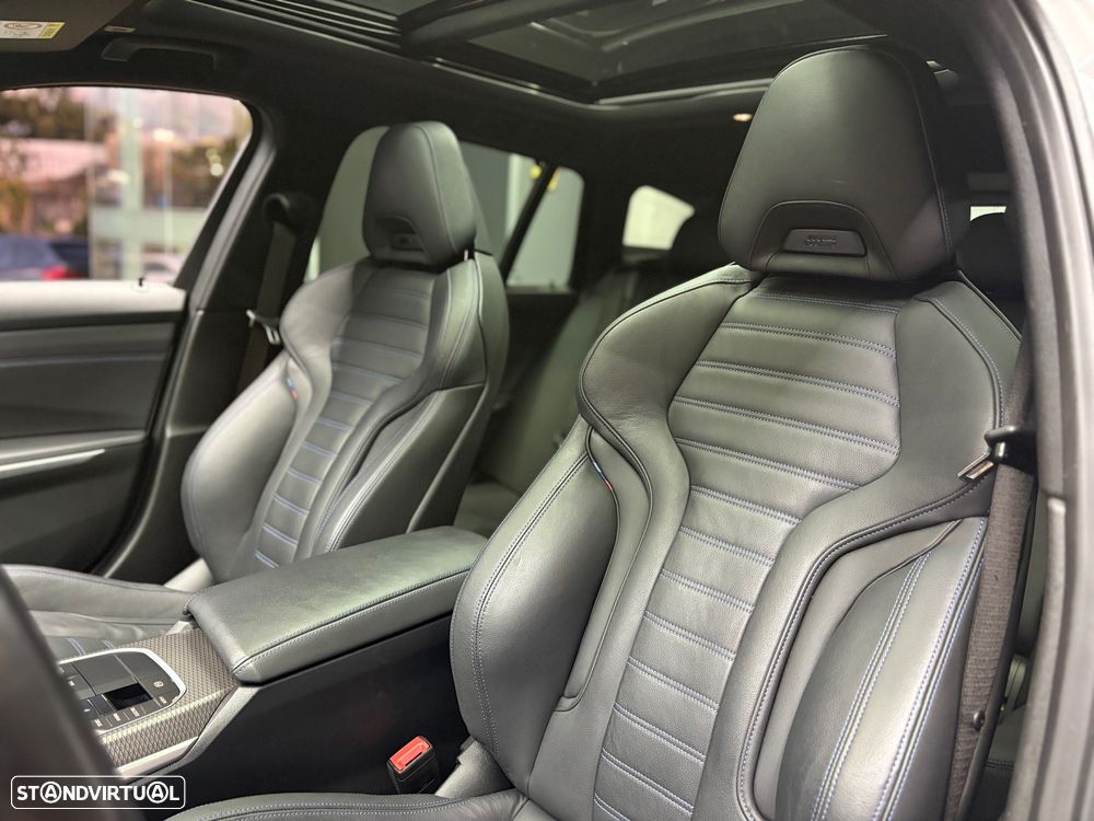 BMW 330 e xDrive Aut. M Sport - 36