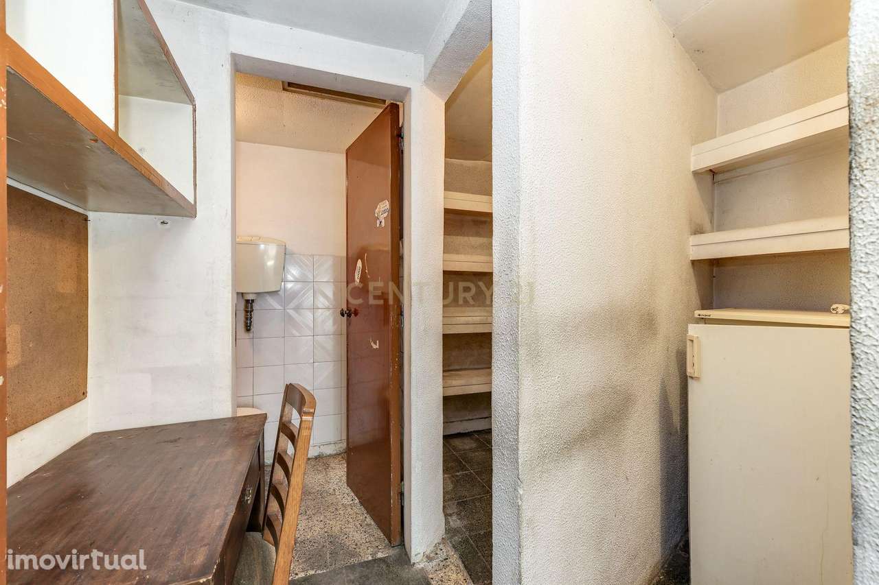 Loja para Remodelar - Oportunidade única de investimento nas prestigia - Grande imagem: 4/12