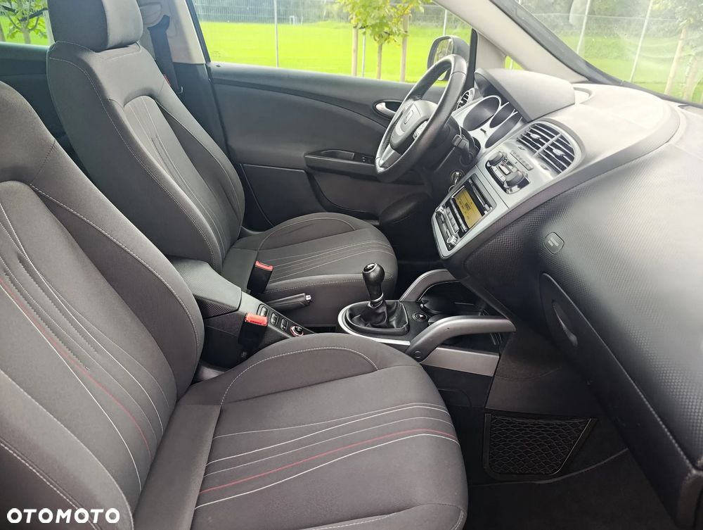 Seat Altea XL 1.6 TDI DPF CR Ecomotive Style - 17