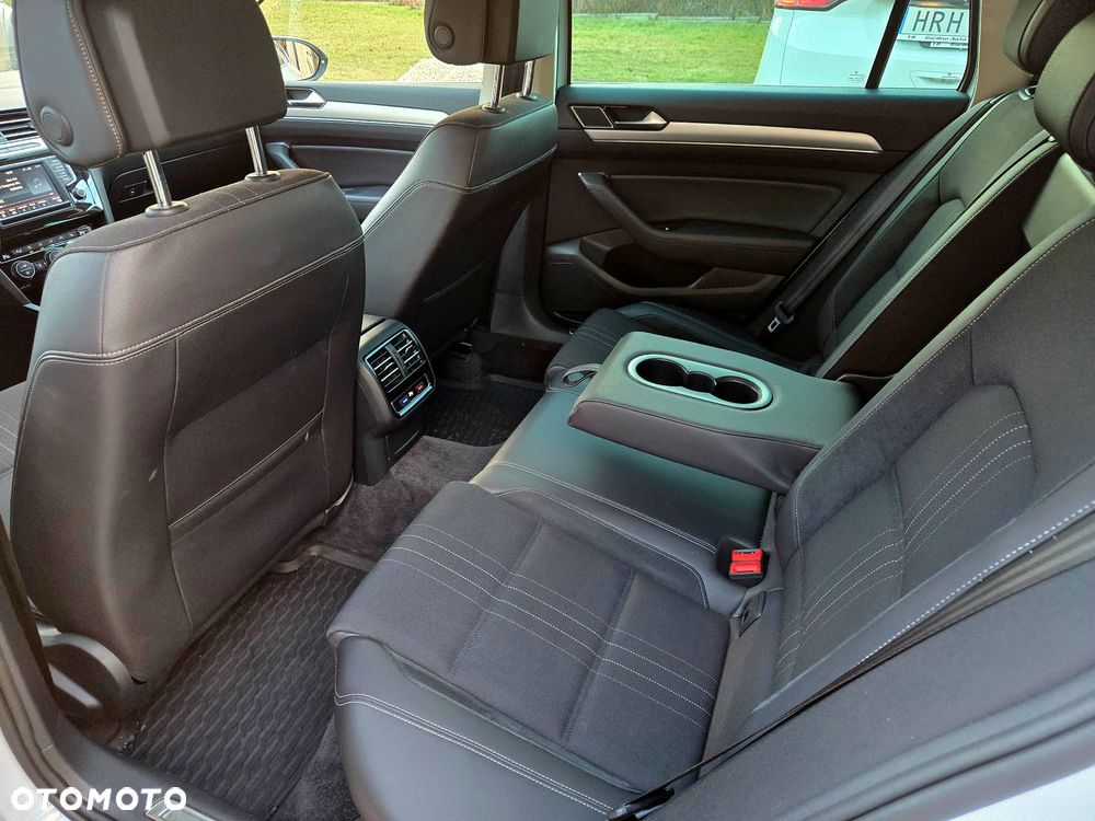 Volkswagen Passat Alltrack 2.0 TDI SCR 4Mot DSG - 26