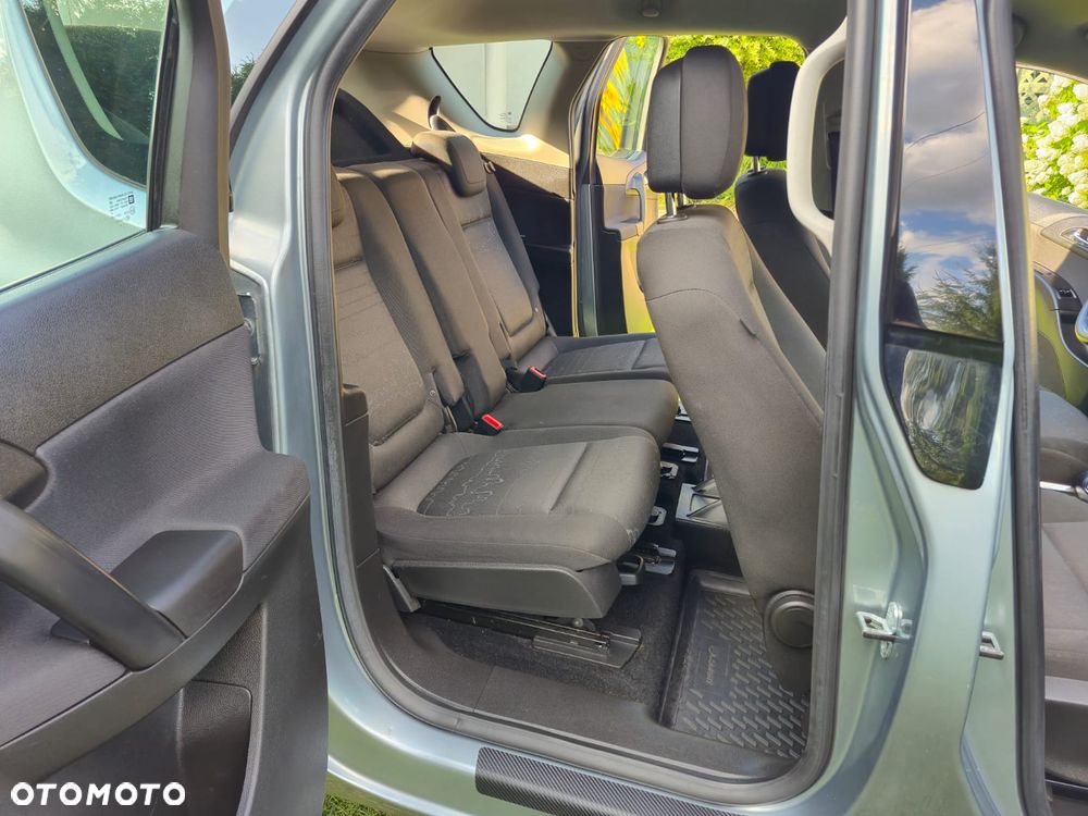 Opel Meriva - 17
