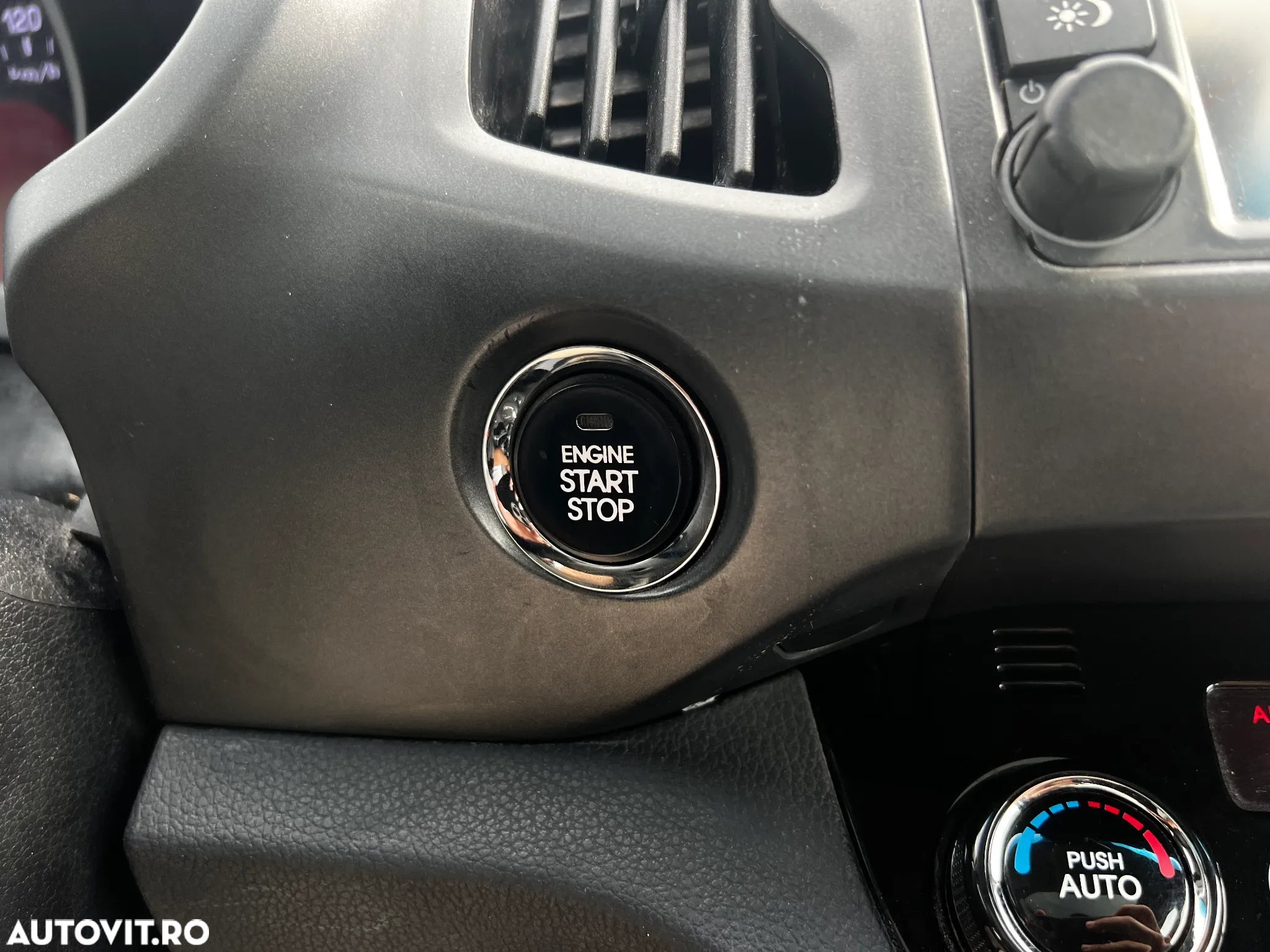 Kia Sportage - 16
