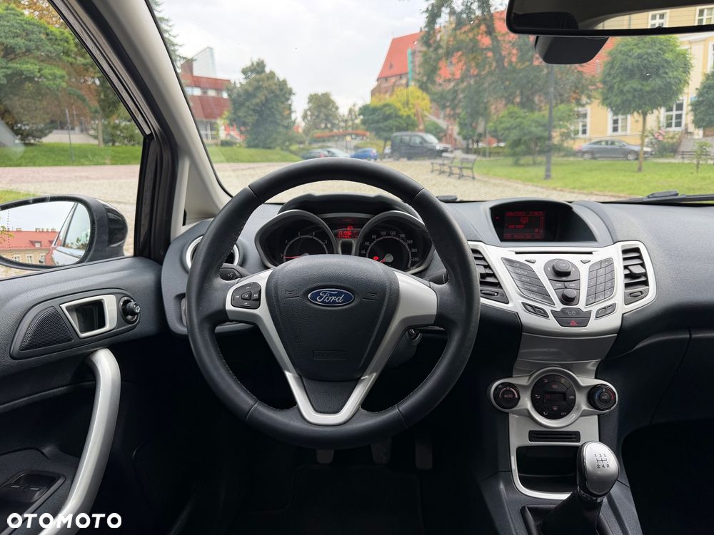 Ford Fiesta 1.25 Titanium X - 15