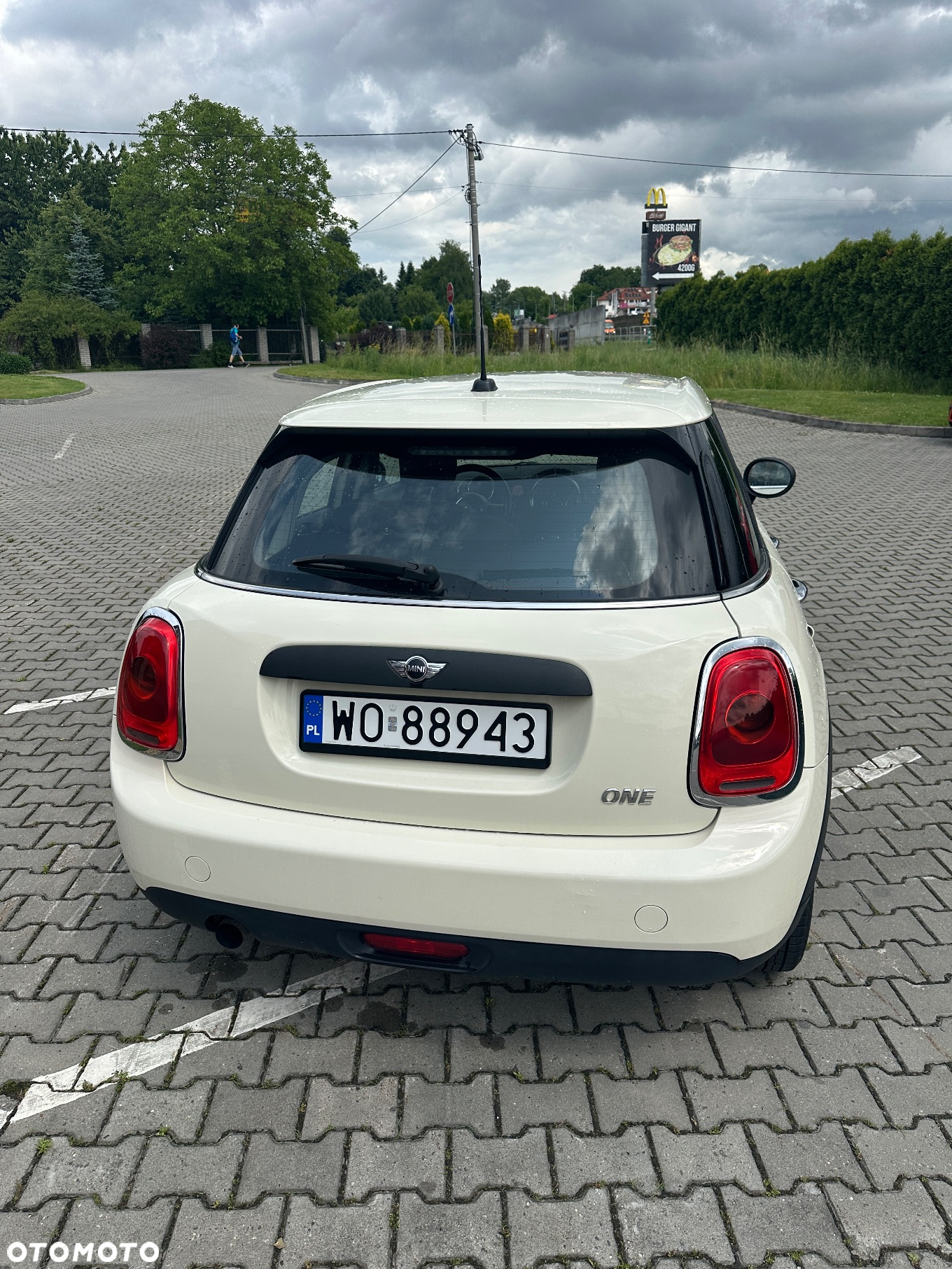 MINI ONE Standard - 5