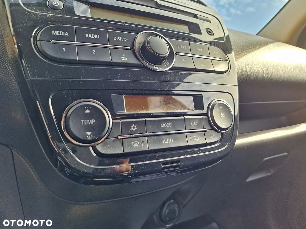 Mitsubishi Space Star 1.2 Intense - 16