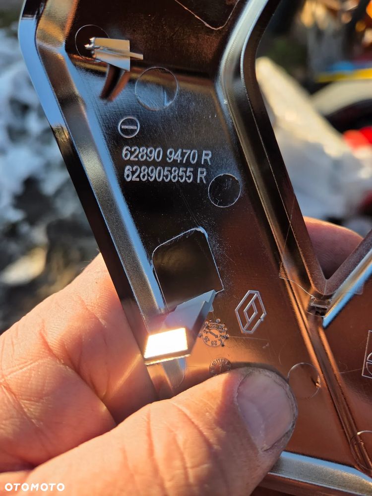 Znaczek emblemat Logo Renault Captur Clio IV Megane III Scenic III 628909470R - 7