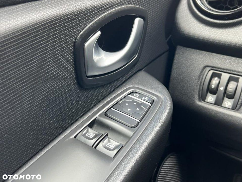 Renault Clio - 14