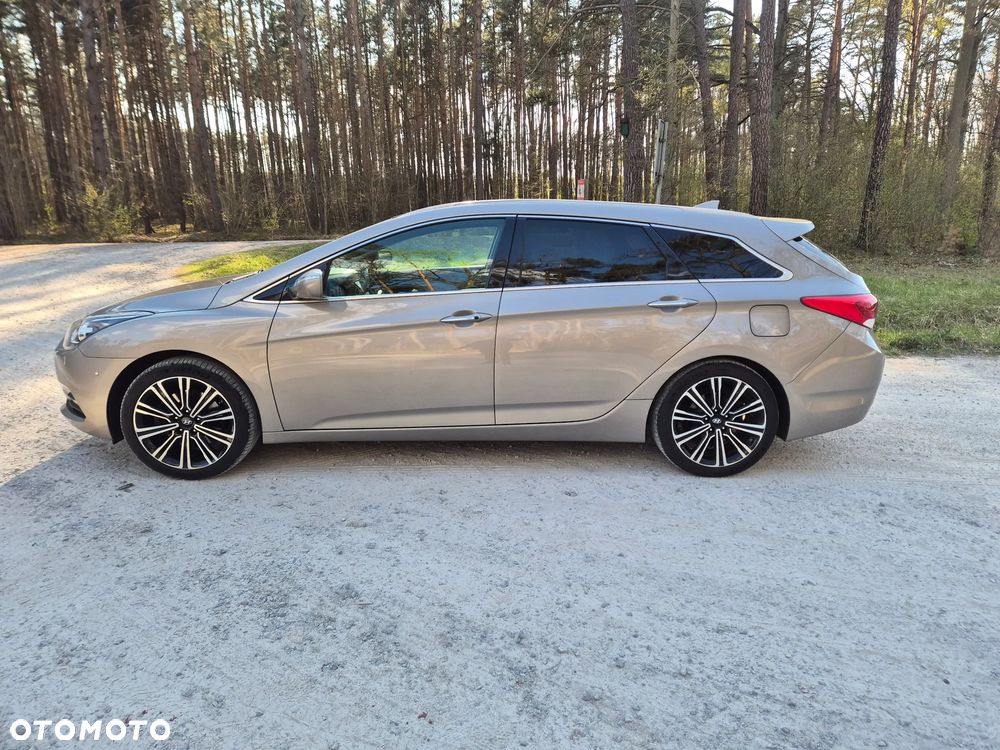 Hyundai i40 Kombi blue 1.7 CRDi DCT Premium - 4