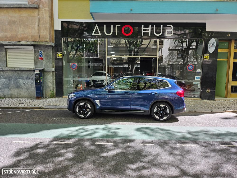 BMW iX3 Inspiring - 1