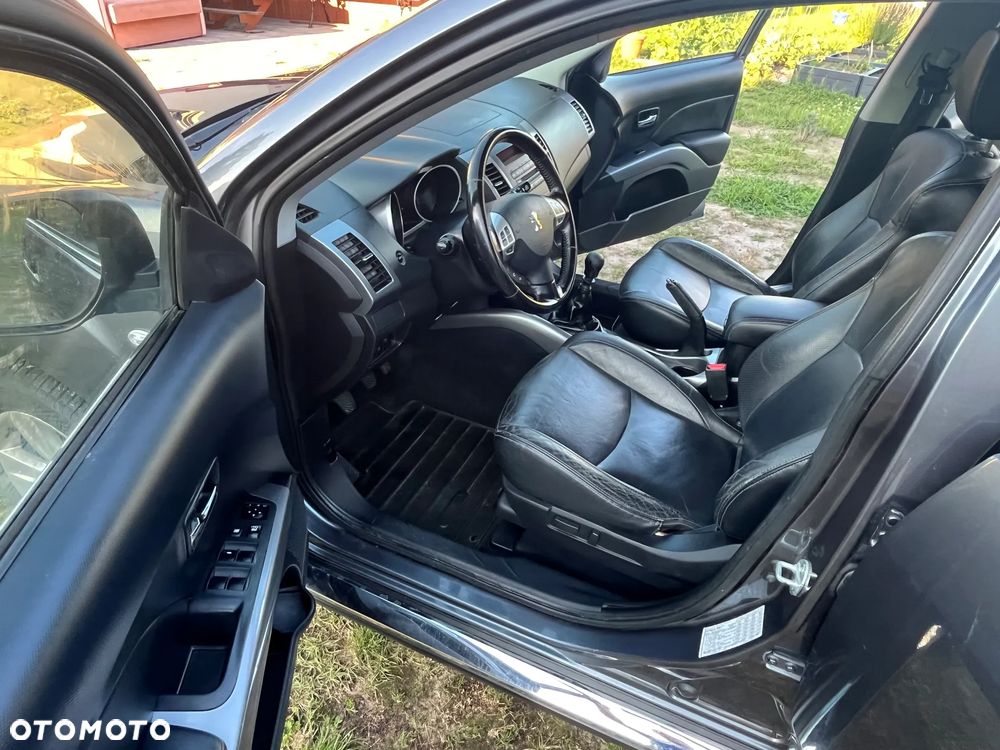 Peugeot 4007 HDI FAP 7-Sitzer Platinum - 39