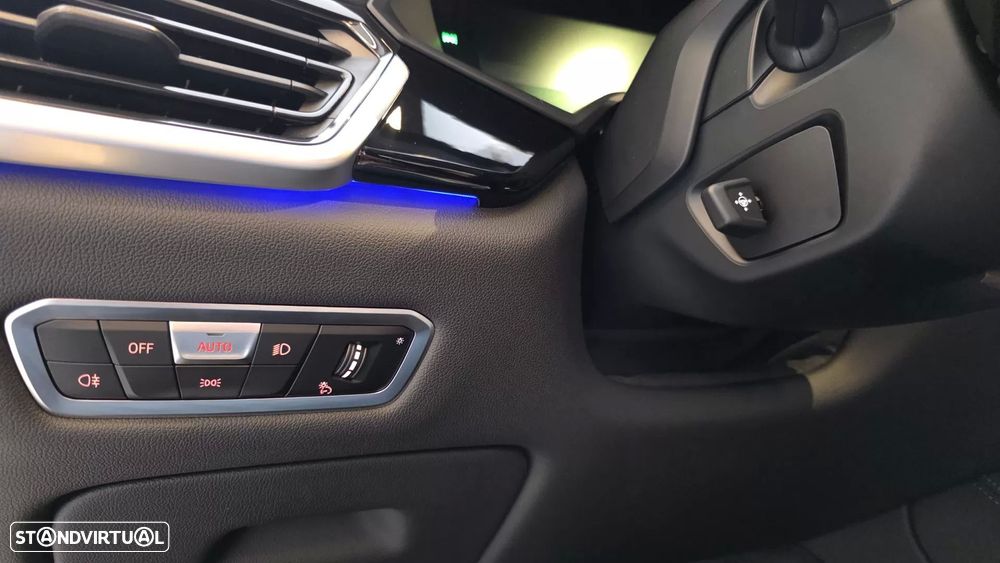 BMW X5 30 d xDrive Pack M 50 anos - 42