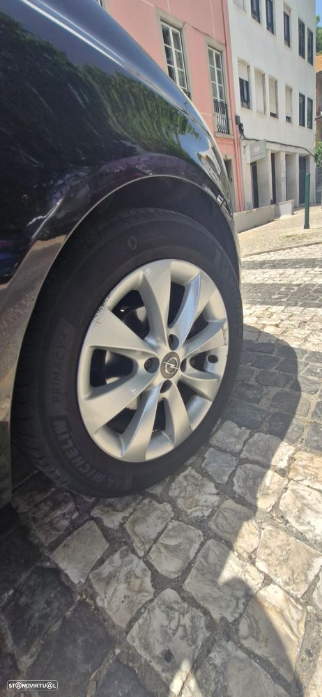 Opel Corsa 1.4 - 9