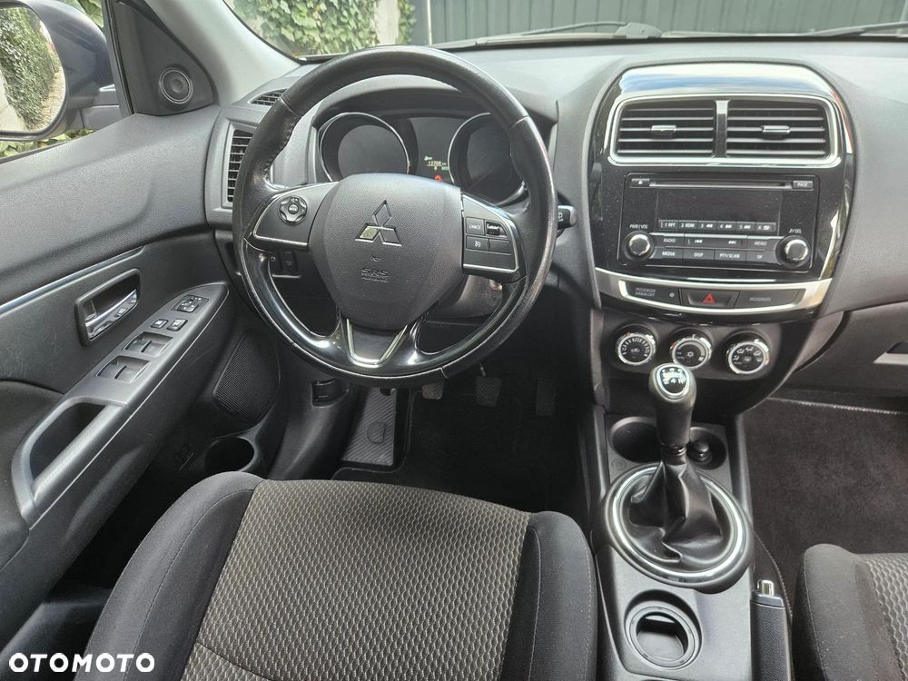 Mitsubishi ASX - 12