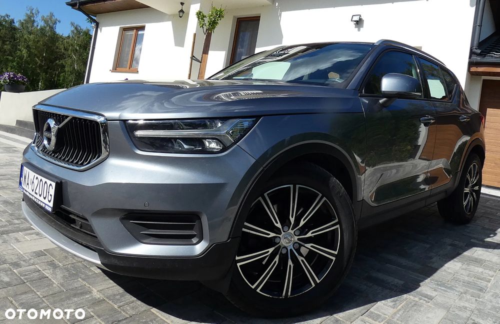 Volvo XC 40 D4 AWD Momentum (Intro Edition) - 25