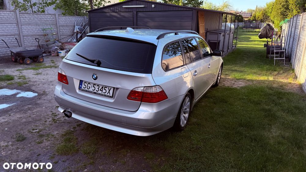 BMW Seria 5 520i - 3