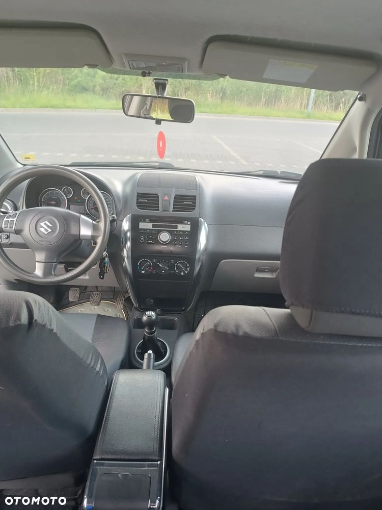 Suzuki SX4 - 13
