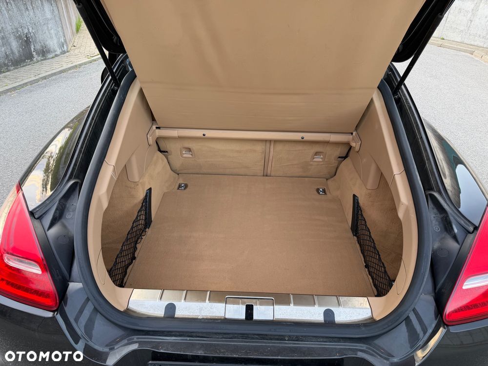 Porsche Panamera 4S - 18