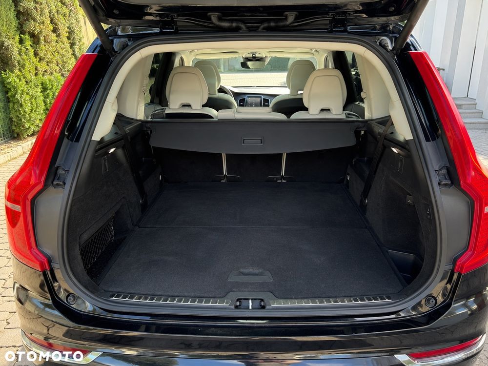 Volvo XC 90 D5 AWD Momentum - 9