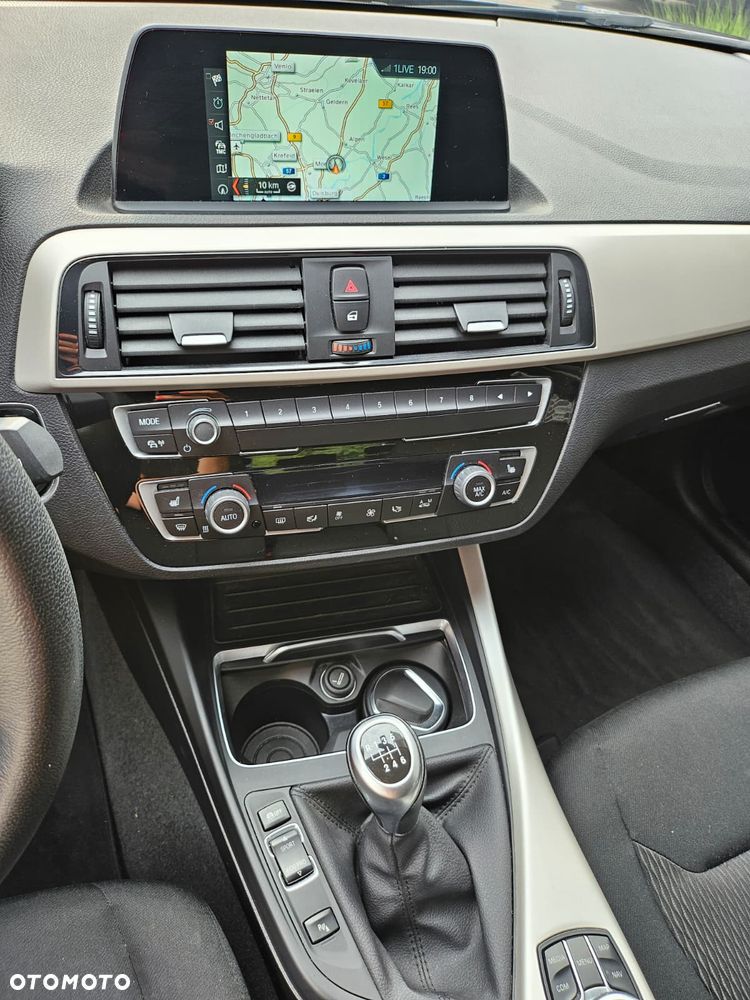 BMW Seria 1 - 15