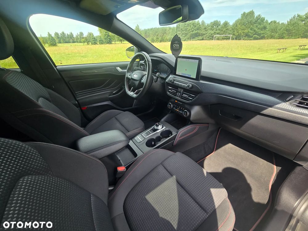 Ford Focus 2.0 EcoBlue ST-Line - 14