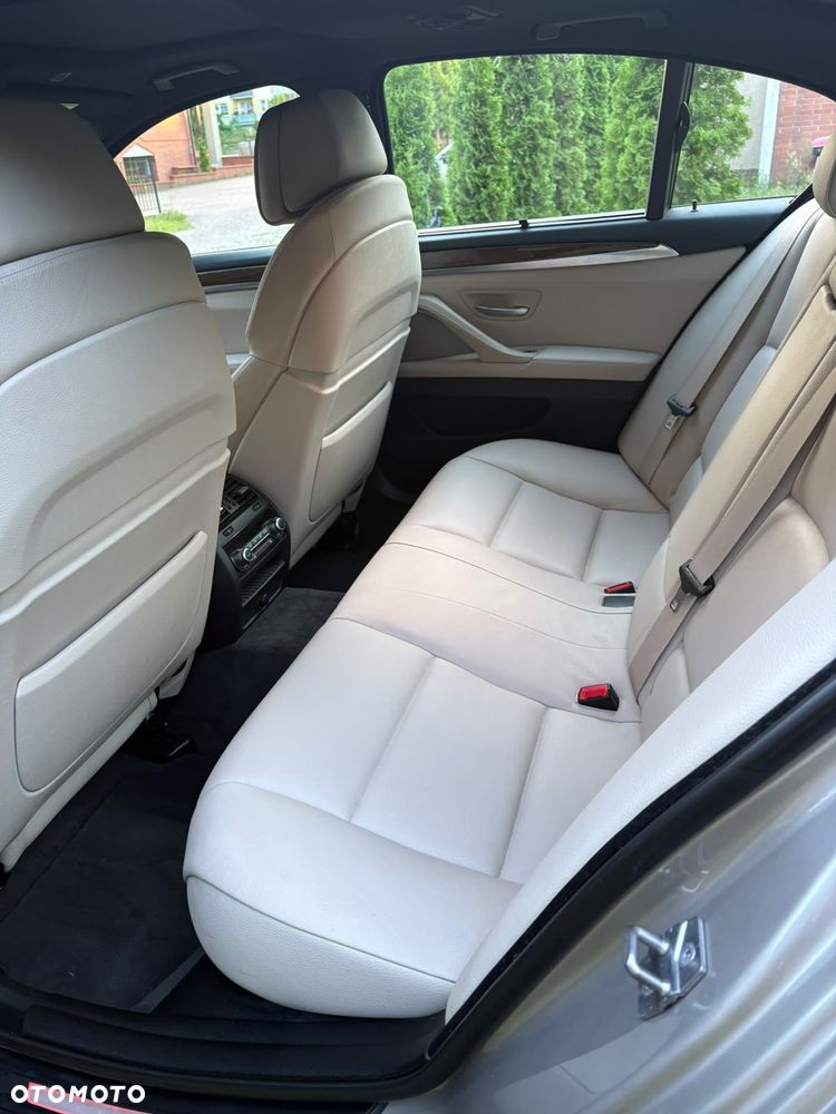 BMW Seria 5 535d - 6