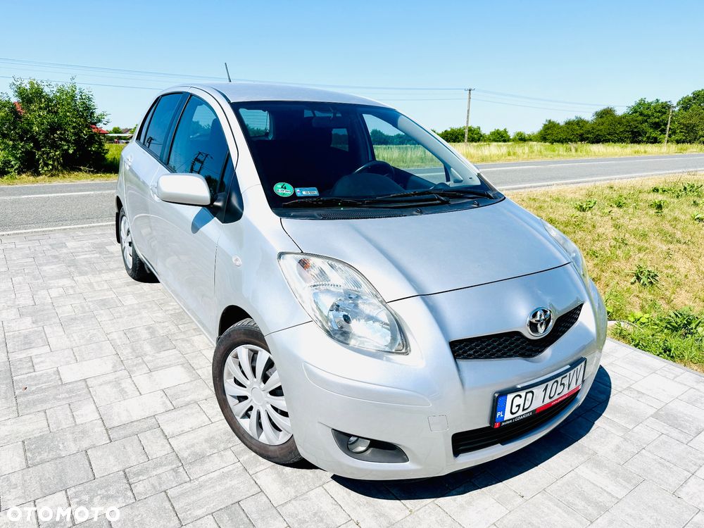 Toyota Yaris 1.33 VVT-i Multi Mode Executive - 1