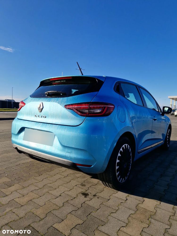 Renault Clio - 6