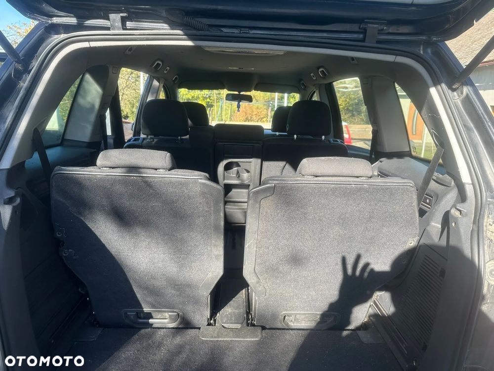 Opel Zafira - 32