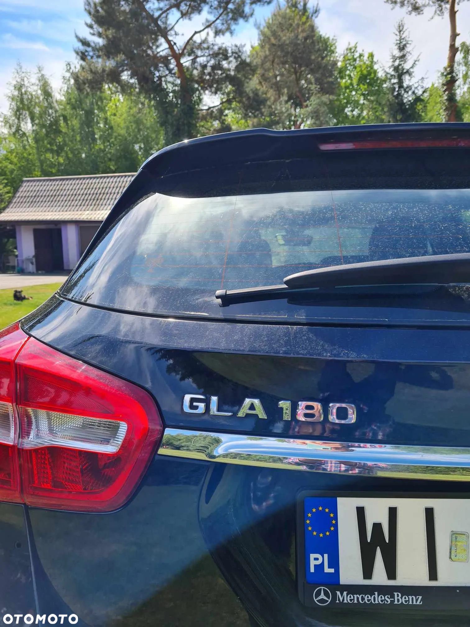 Mercedes-Benz GLA 180 7G-DCT - 9