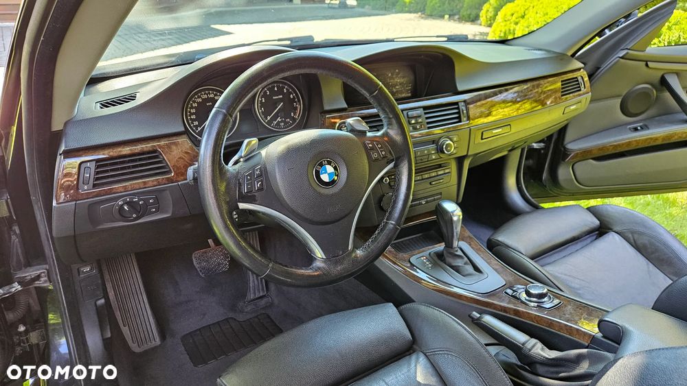 BMW Seria 3 335i xDrive - 13