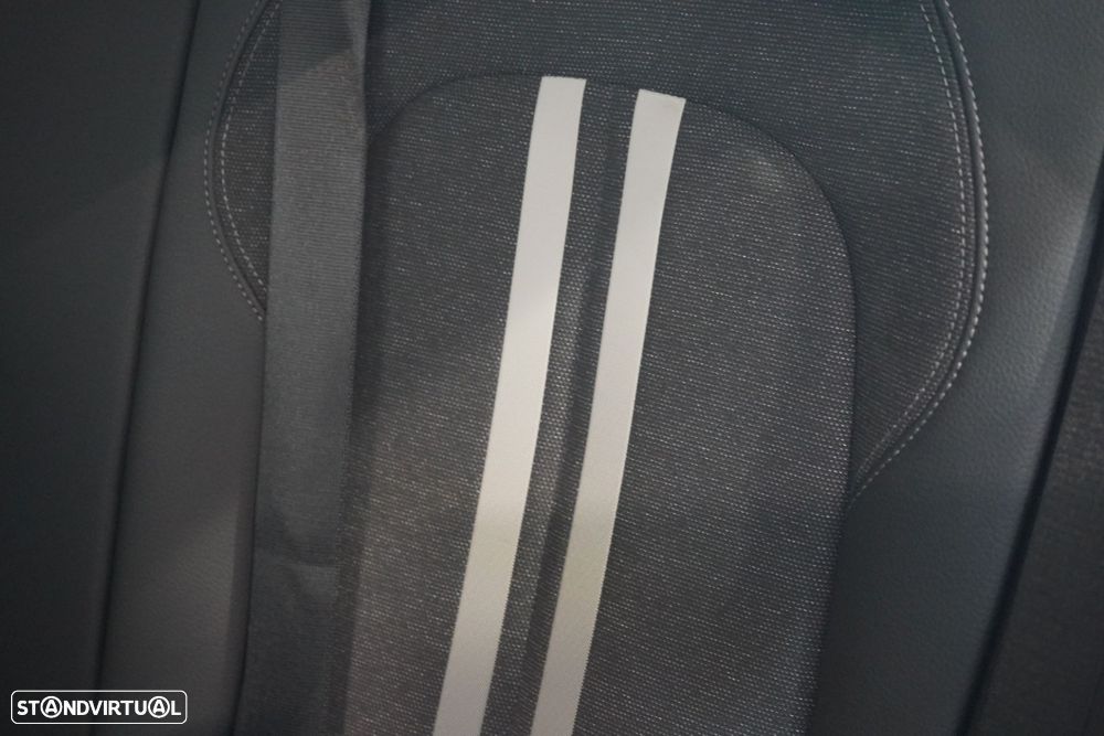 BMW 218 Gran Coupé - 30