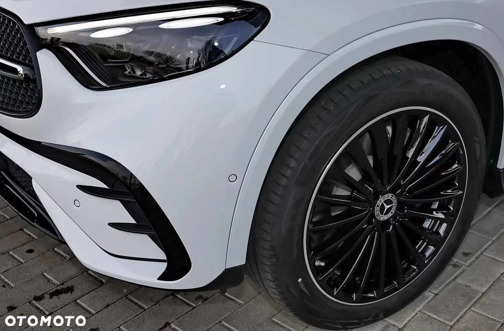 Mercedes-Benz GLC 200 4-Matic - 4