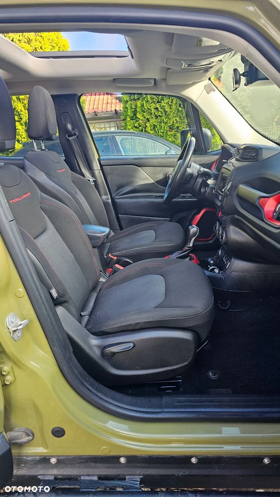 Jeep Renegade - 23