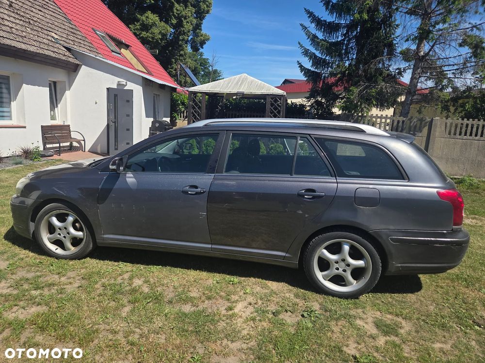 Toyota Avensis 2.0 D-4D - 2