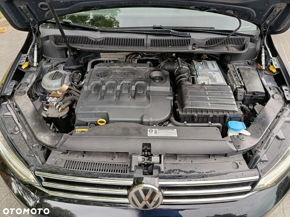 Volkswagen Touran 2.0 TDI SCR (BlueMotion Technology) DSG SOUND - 25