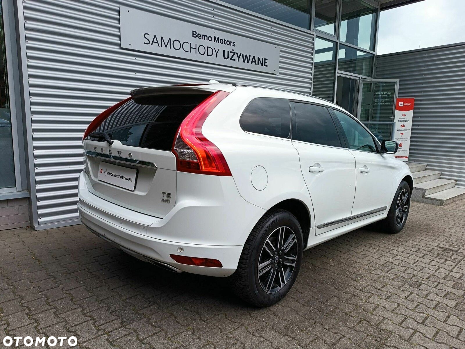 Volvo XC 60 T5 AWD Drive-E Momentum - 7