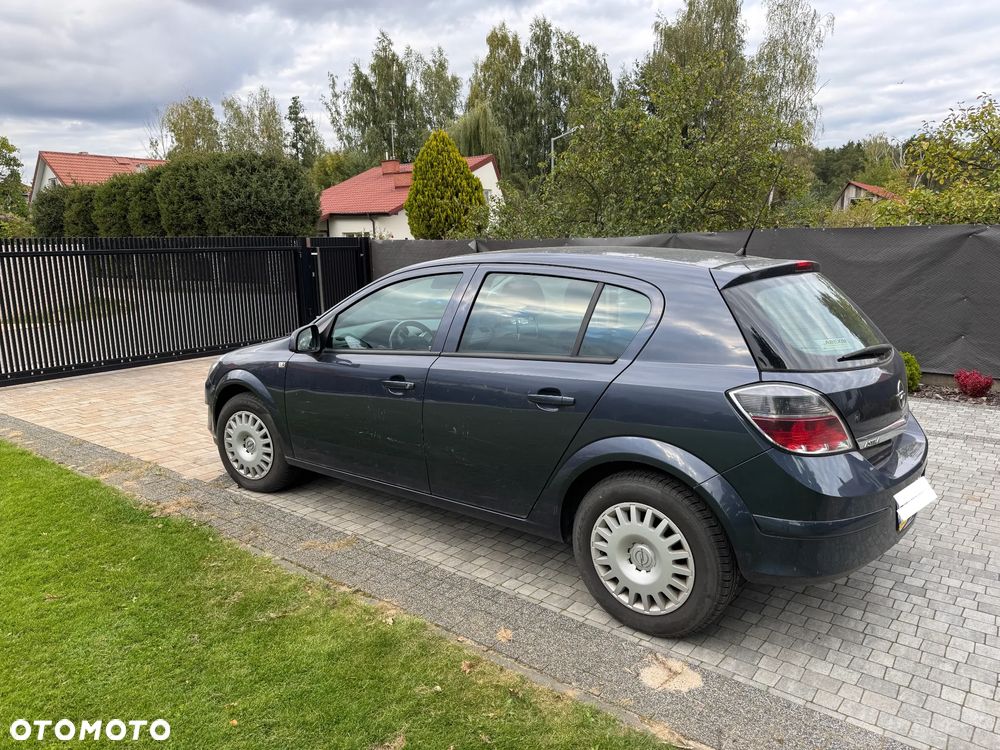 Opel Astra III 1.6 - 9