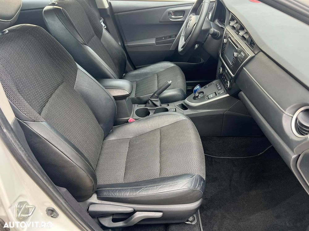 Toyota Auris 1.8 L VVT-i TS Hybrid Luna - 9