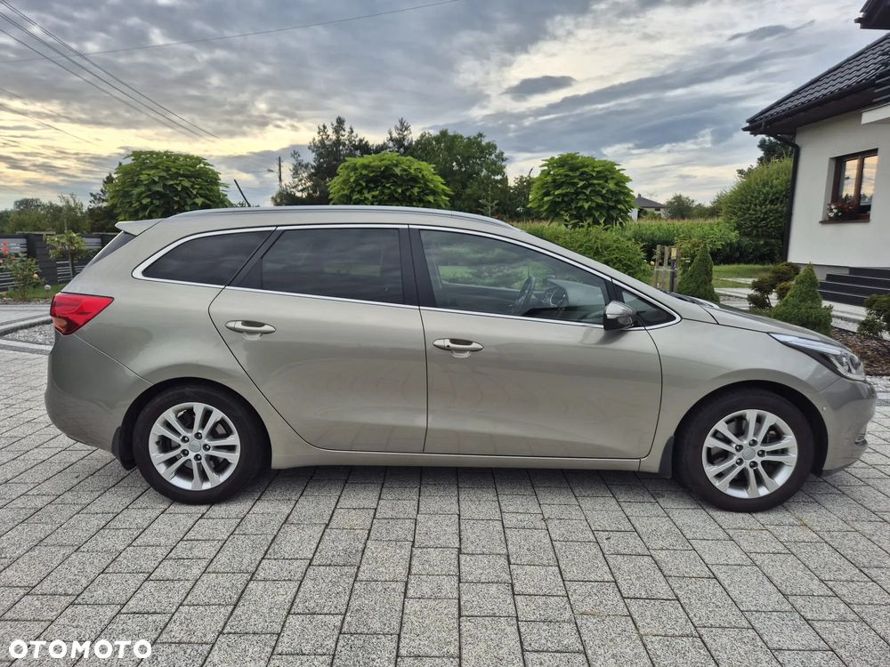 Kia Ceed - 7