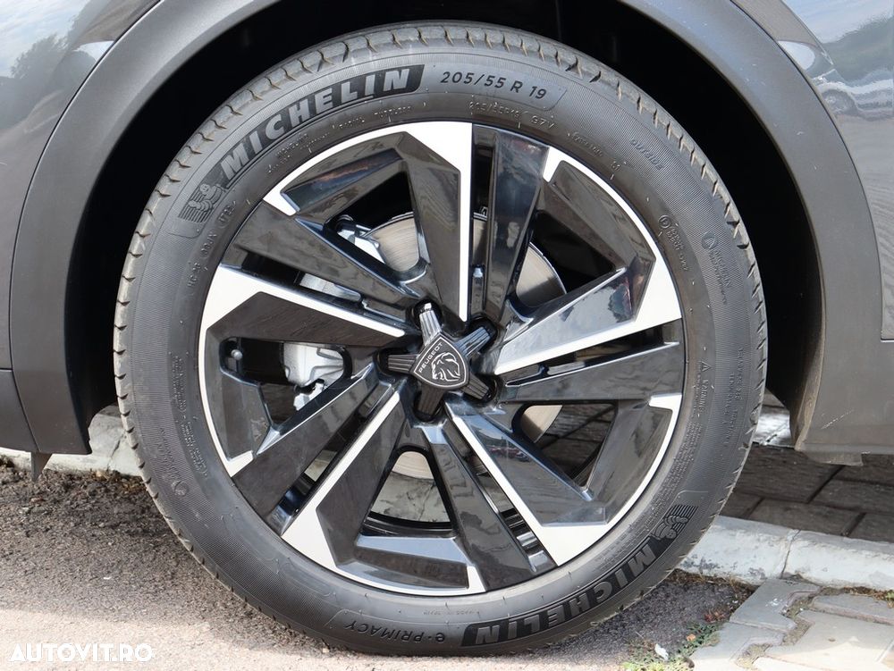 Peugeot 408 1.2L PureTech 130 S&S EAT8 Allure Pack - 10