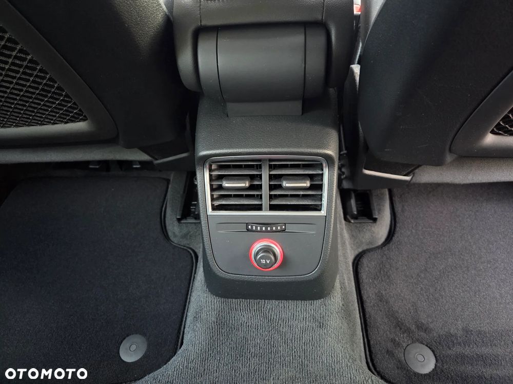 Audi A3 Sportback 2.0 TDI S tronic Ambiente - 23